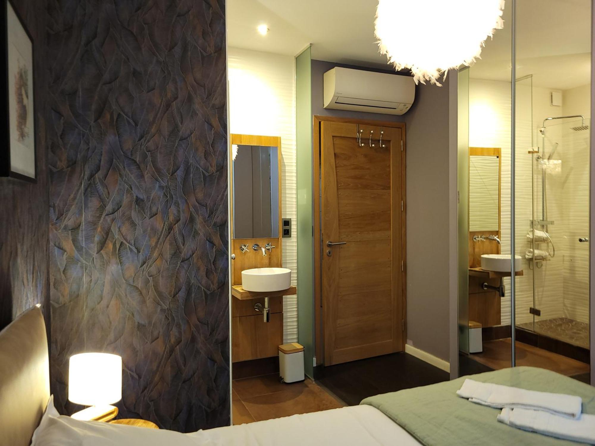 L'Eau Vive Jacuzzi Et Sauna En Vieille Ville 5 Annecy Exteriör bild