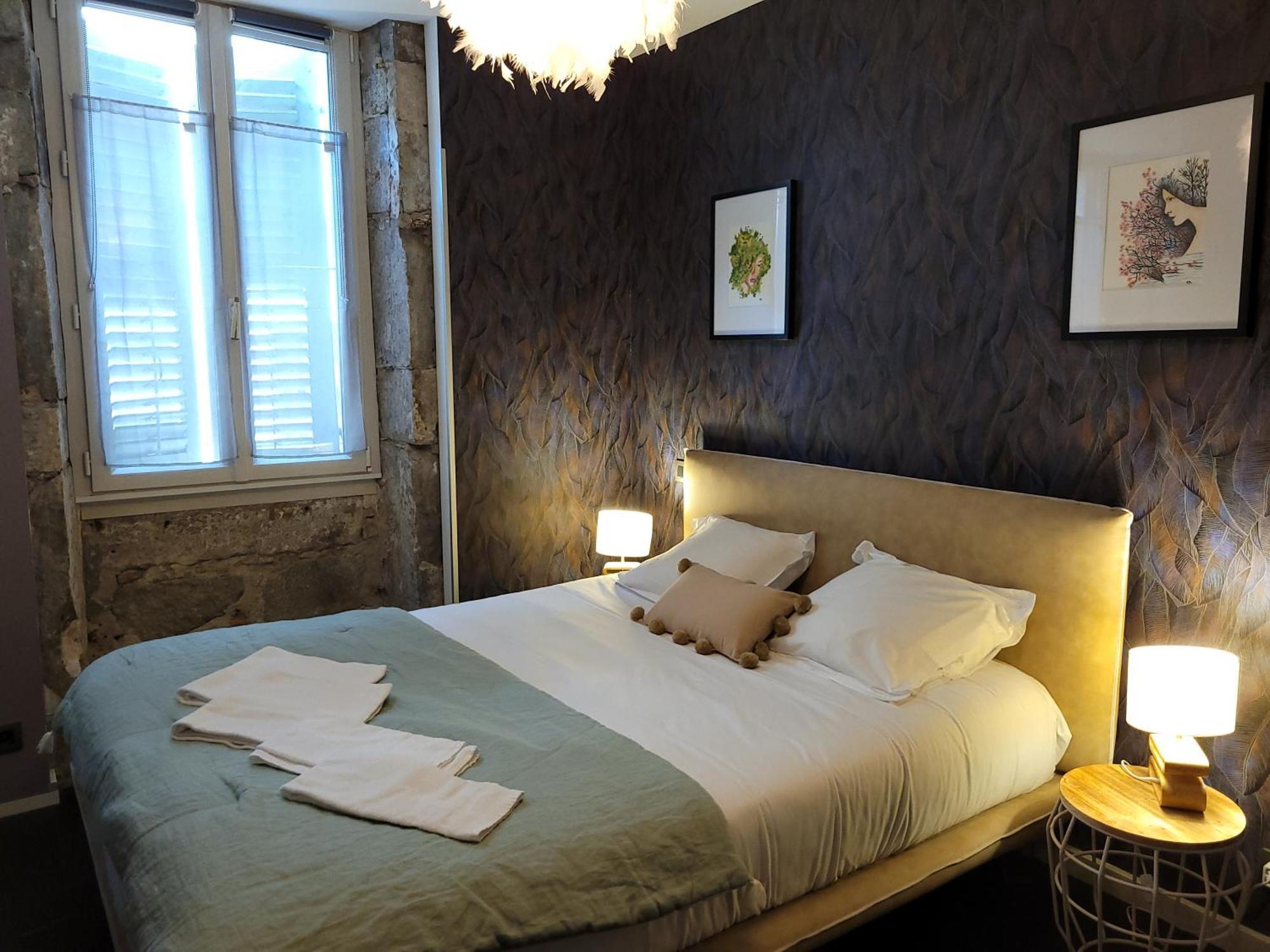 L'Eau Vive Jacuzzi Et Sauna En Vieille Ville 5 Annecy Exteriör bild